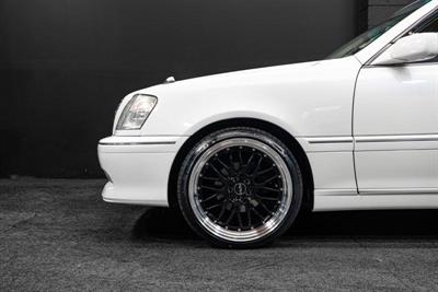 2003 Toyota Crown - Thumbnail
