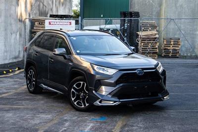 2019 Toyota RAV4 - Thumbnail