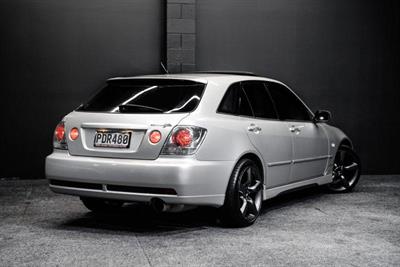 2001 Toyota Altezza - Thumbnail