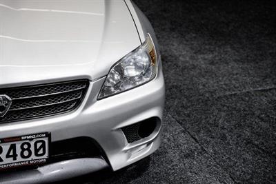 2001 Toyota Altezza - Thumbnail