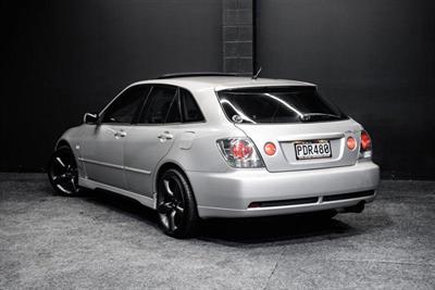 2001 Toyota Altezza - Thumbnail