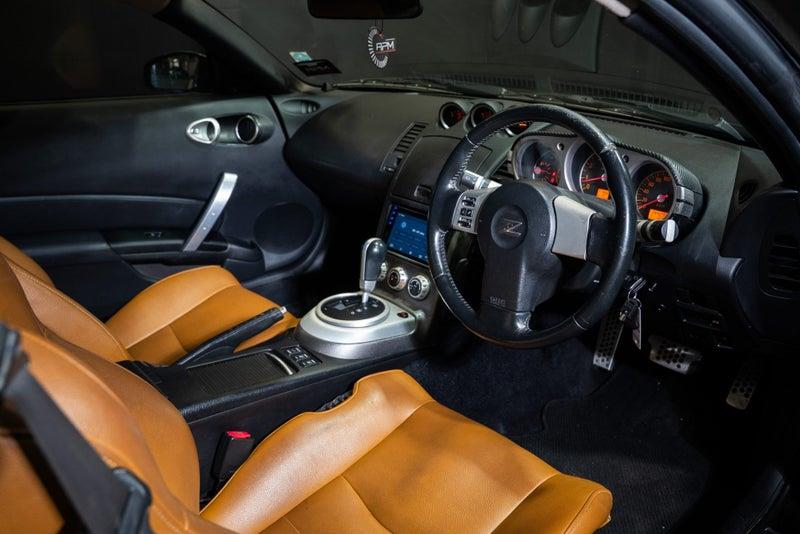 2005 Nissan Fairlady