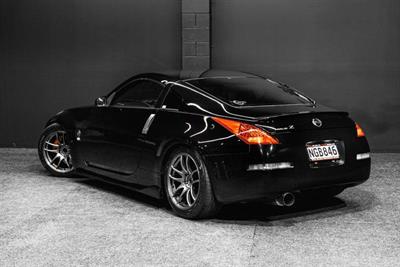 2005 Nissan Fairlady - Thumbnail