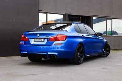 2012 BMW M5 - Thumbnail