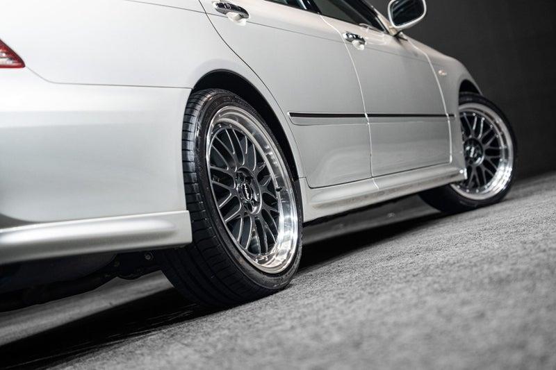 2004 Toyota Crown