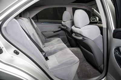 2004 Toyota Crown - Thumbnail