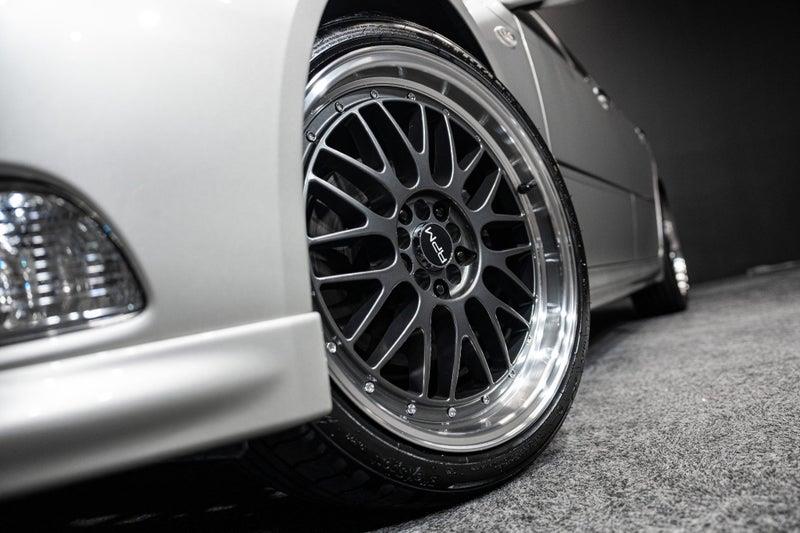2004 Toyota Crown