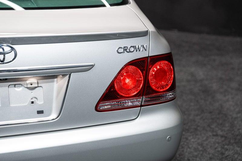 2004 Toyota Crown