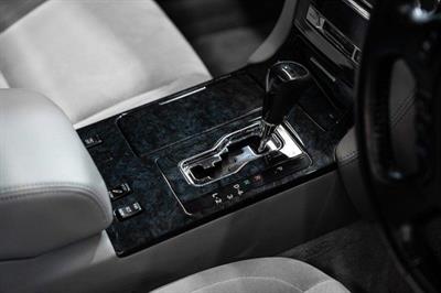 2004 Toyota Crown - Thumbnail