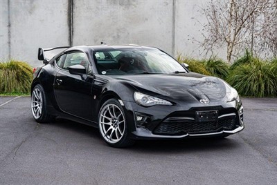 2016 Toyota 86 - Thumbnail