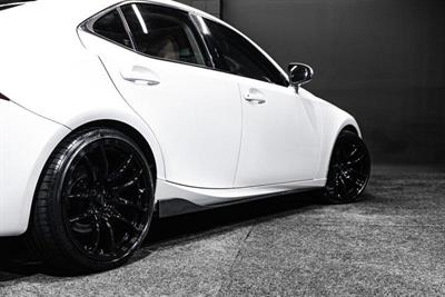 2014 Lexus IS 350 - Thumbnail