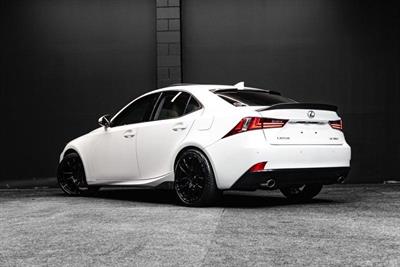 2014 Lexus IS 350 - Thumbnail