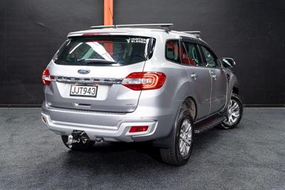 2015 Ford Everest - Thumbnail