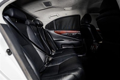 2012 Lexus LS 460 - Thumbnail