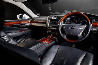 2012 Lexus LS 460 - Thumbnail