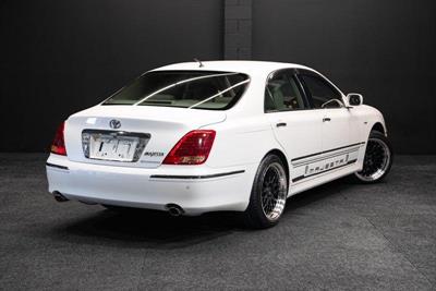 2006 Toyota Crown - Thumbnail