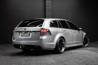 2010 Holden Commodore - Thumbnail