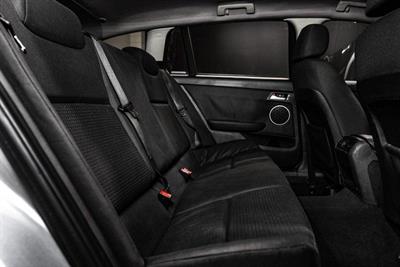 2010 Holden Commodore - Thumbnail