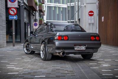 1993 Nissan Skyline - Thumbnail