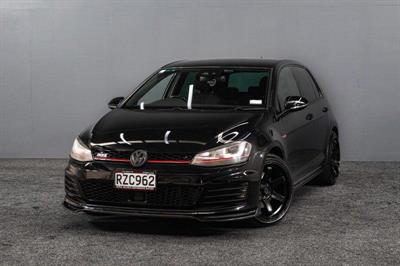 2014 Volkswagen Golf - Thumbnail