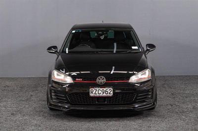 2014 Volkswagen Golf - Thumbnail