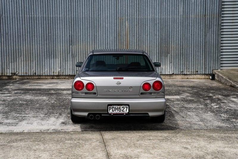 2000 Nissan Skyline