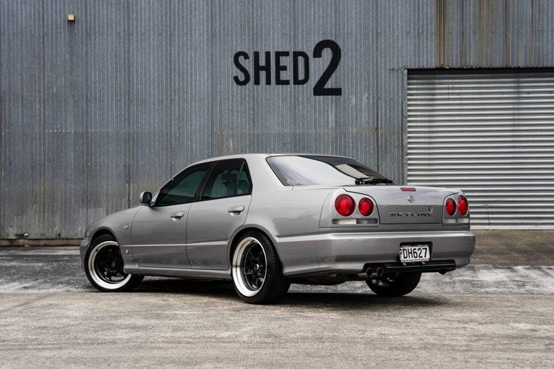 2000 Nissan Skyline