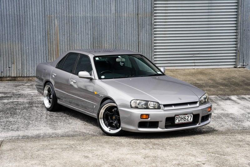 2000 Nissan Skyline