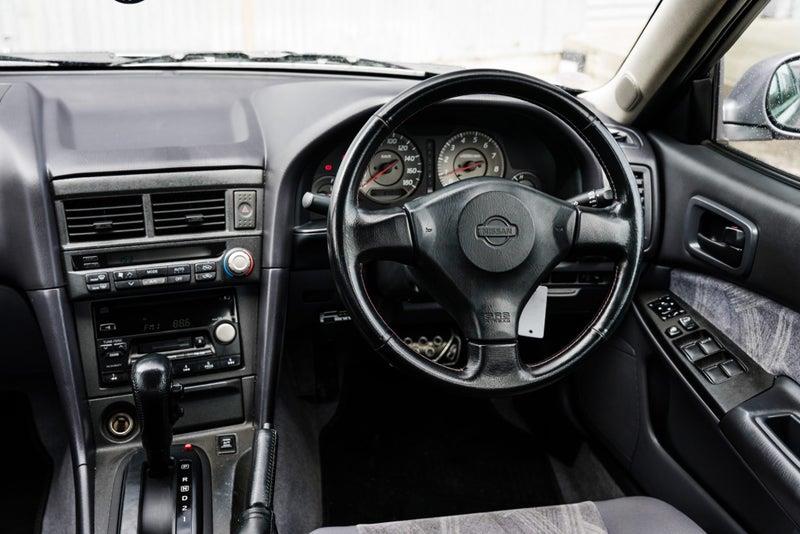 2000 Nissan Skyline
