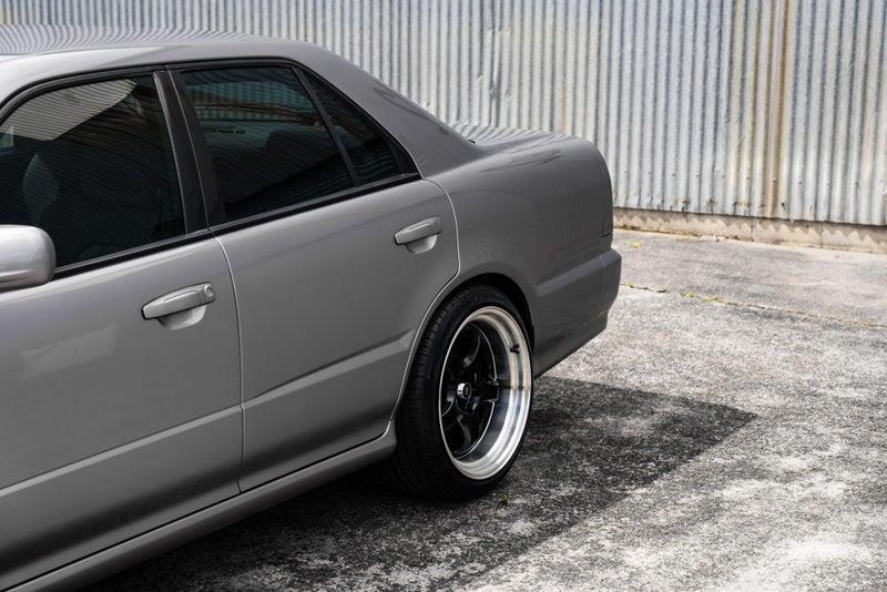 2000 Nissan Skyline
