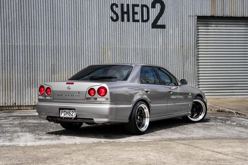 2000 Nissan Skyline