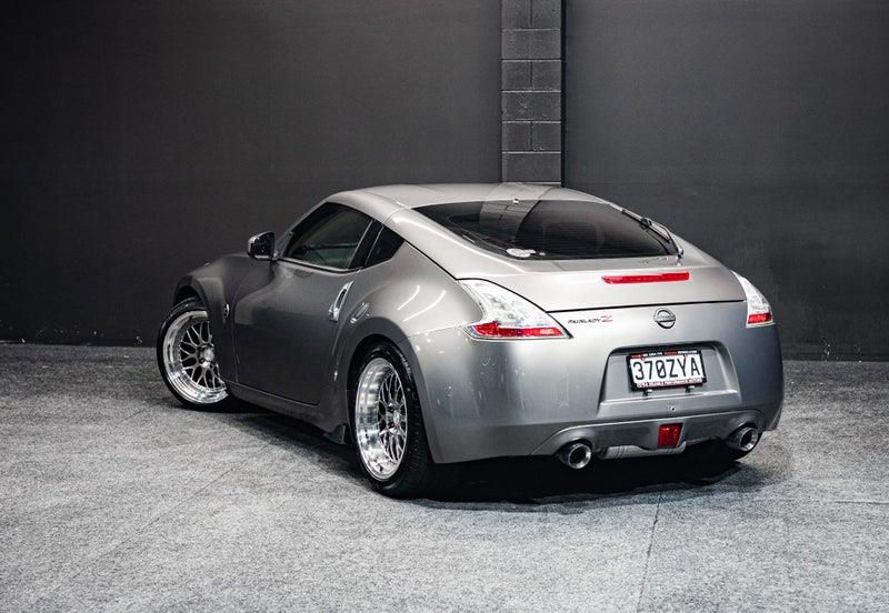 2009 Nissan Fairlady