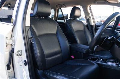 2014 Subaru Legacy - Thumbnail