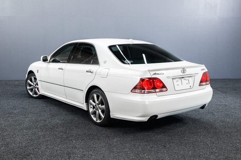 2005 Toyota Crown