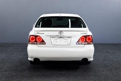 2005 Toyota Crown - Thumbnail