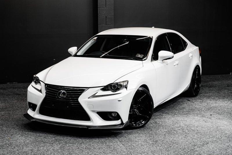 2014 Lexus IS 300h