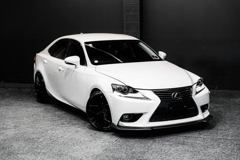 2014 Lexus IS 300h