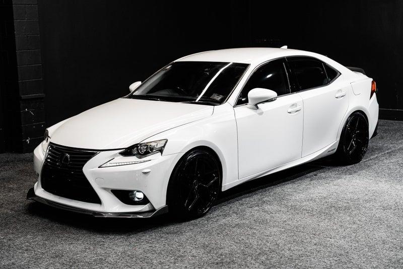 2014 Lexus IS 300h