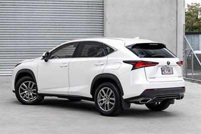 2019 Lexus NX 300 - Thumbnail