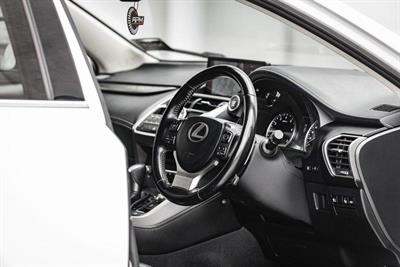 2019 Lexus NX 300 - Thumbnail