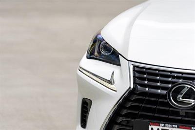 2019 Lexus NX 300 - Thumbnail