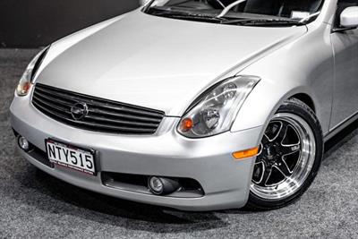 2004 Nissan Skyline - Thumbnail