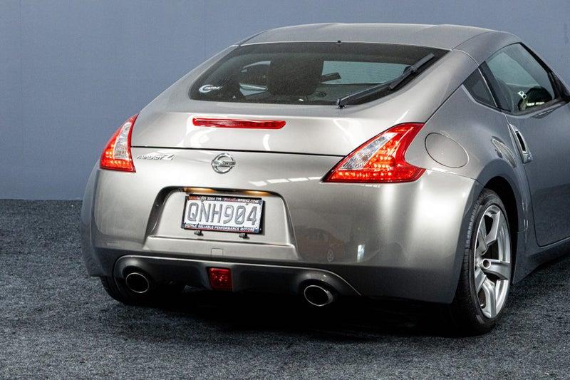 2009 Nissan Fairlady