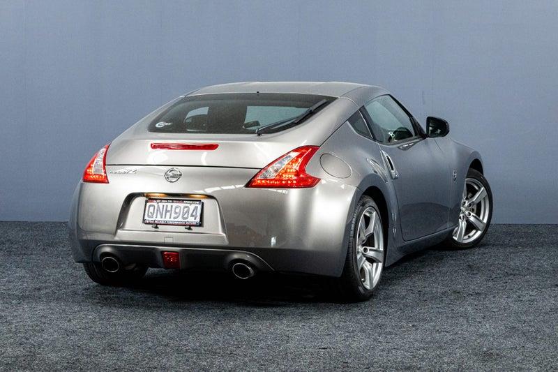 2009 Nissan Fairlady