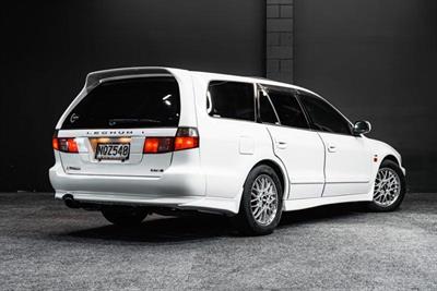 1996 Mitsubishi Legnum - Thumbnail
