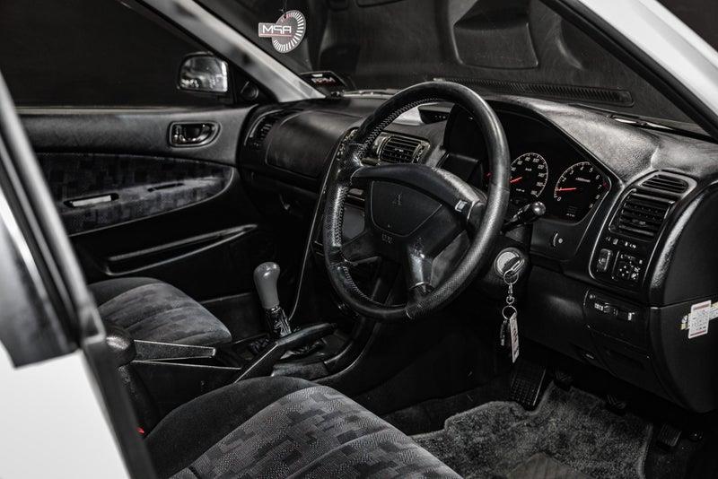 1996 Mitsubishi Legnum