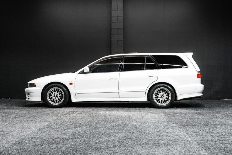 1996 Mitsubishi Legnum