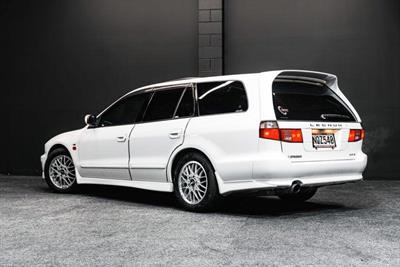 1996 Mitsubishi Legnum - Thumbnail