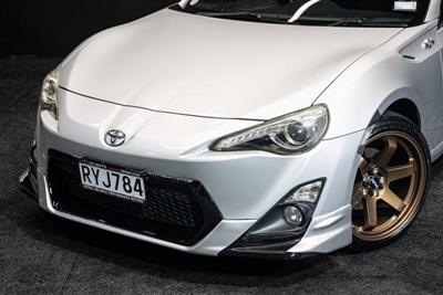 2013 Toyota 86 - Thumbnail
