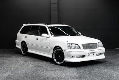 2003 Toyota Crown - Thumbnail